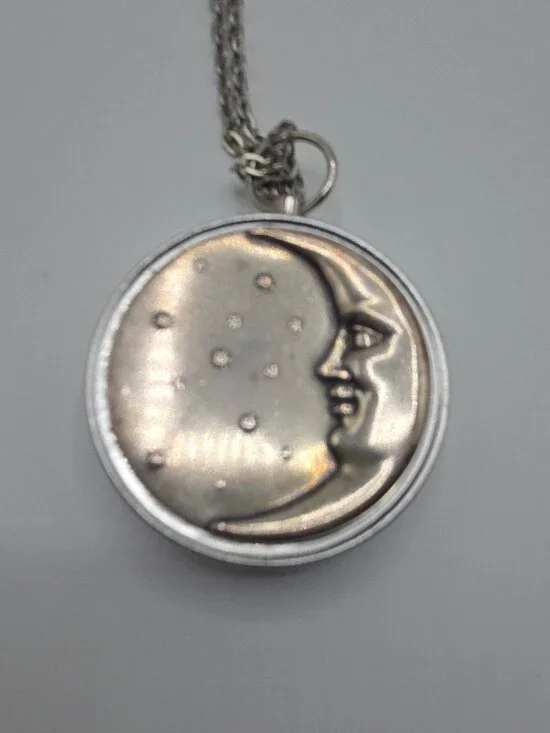 Reversible Silver Compass Pendant | Celestial Moon & Stars - Picture 4 of 6